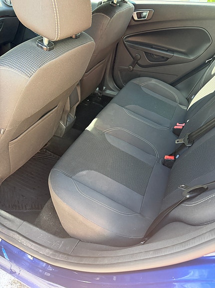 Ford Fiesta 3 of 7