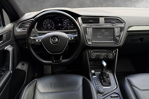 Volkswagen Tiguan 11 of 30