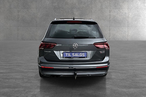 Volkswagen Tiguan 5 of 30
