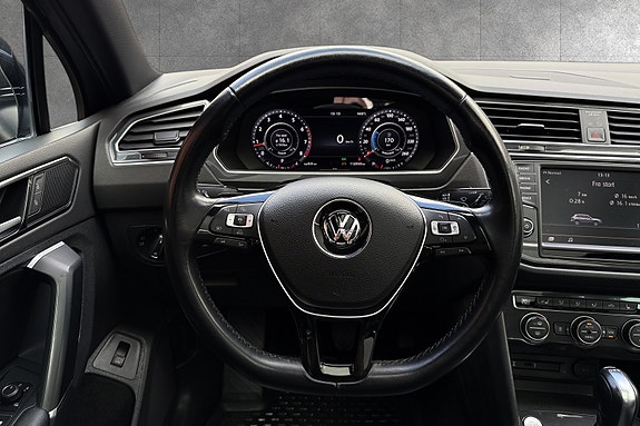 Volkswagen Tiguan 12 of 30
