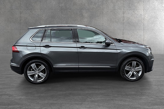 Volkswagen Tiguan 7 of 30