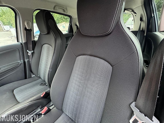 Renault Zoe 11 of 30