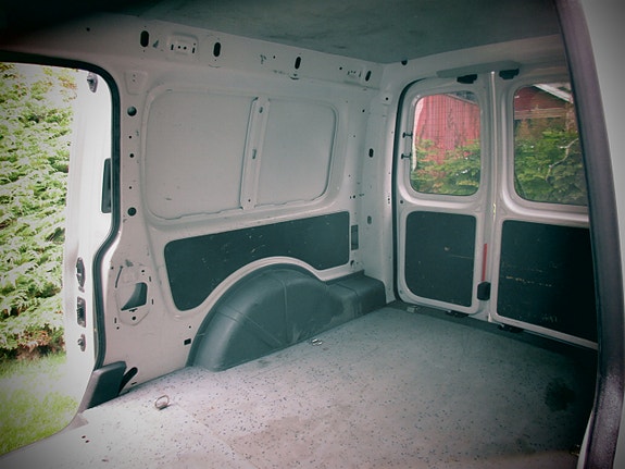 Volkswagen Caddy Maxi 12 of 16