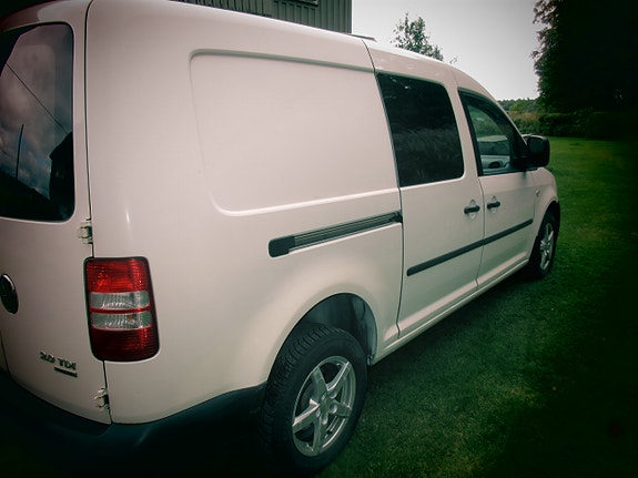 Volkswagen Caddy Maxi 5 of 16