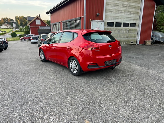 Kia Ceed 11 of 24