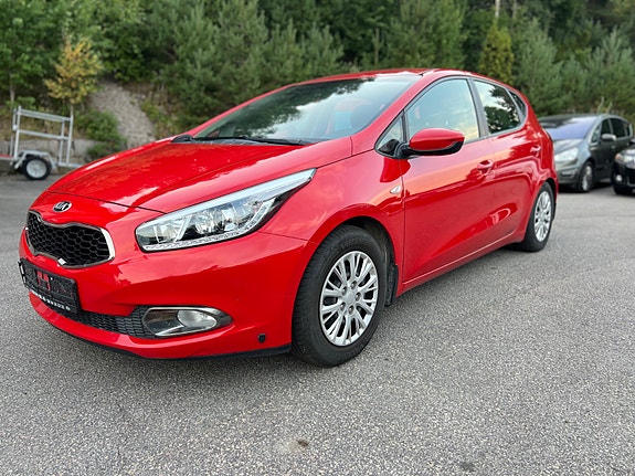 Kia Ceed 3 of 24