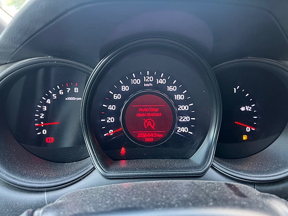 Kia Ceed 16 of 24