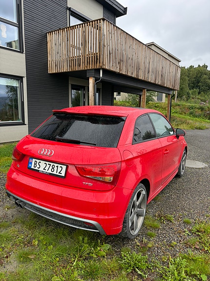 Audi A1 4 of 17