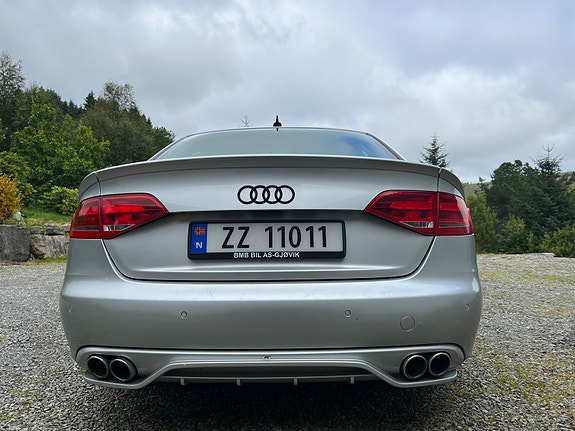 Audi A4 10 of 21