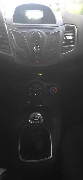 Ford Fiesta 15 of 18
