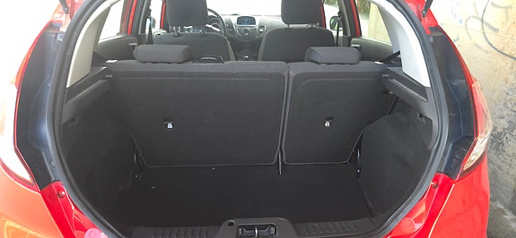 Ford Fiesta 11 of 18