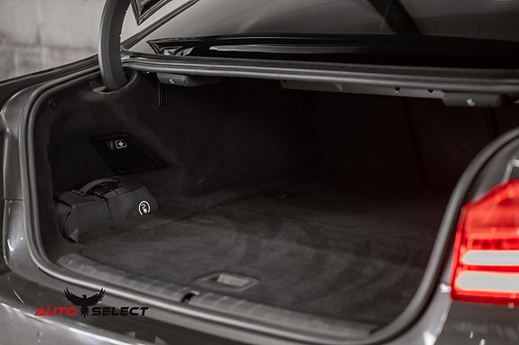 BMW 530e 12 of 30