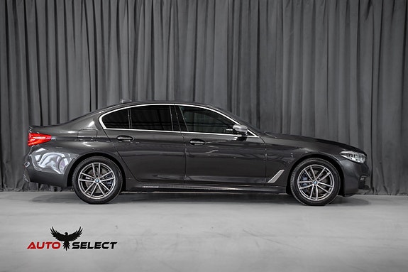 BMW 530e 15 of 30