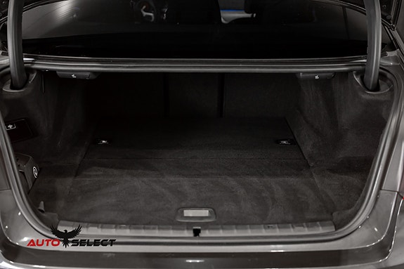 BMW 530e 11 of 30