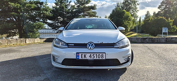 Volkswagen e-Golf VII 9 of 25