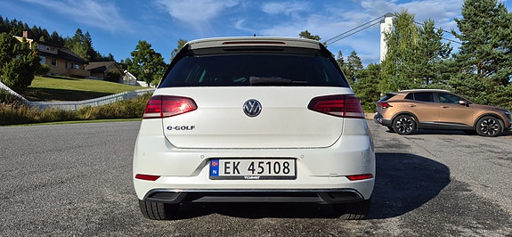 Volkswagen e-Golf VII 6 of 25