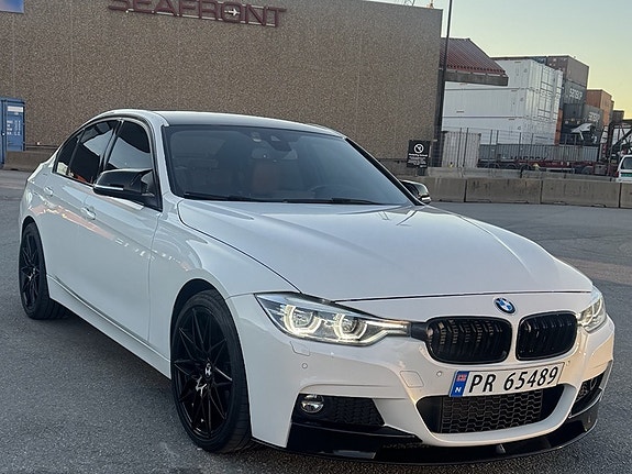 BMW 330e 2 of 8