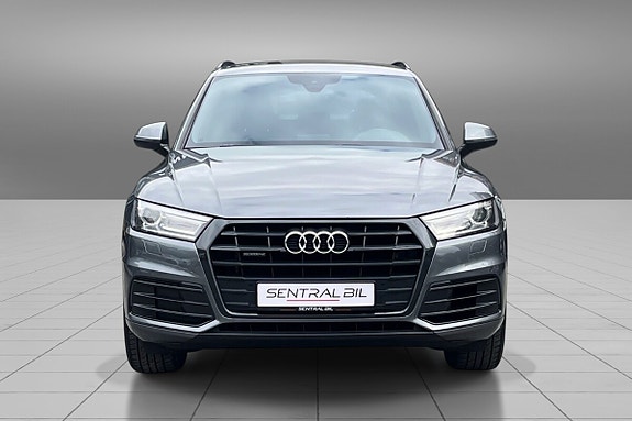 Audi Q5 4 of 30