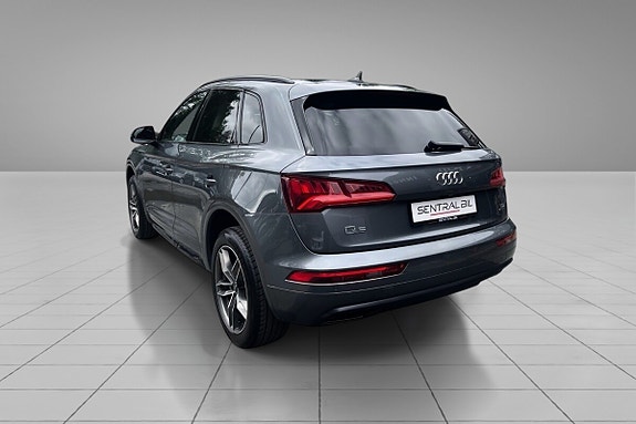 Audi Q5 7 of 30