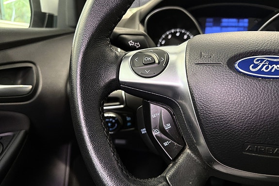 Ford Focus 12 of 18