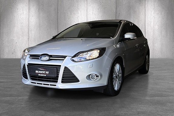 Ford Focus 2 of 18