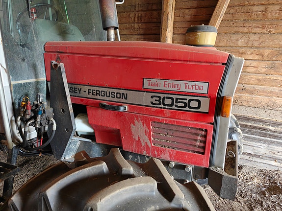 Massey Ferguson 3050 3 of 26