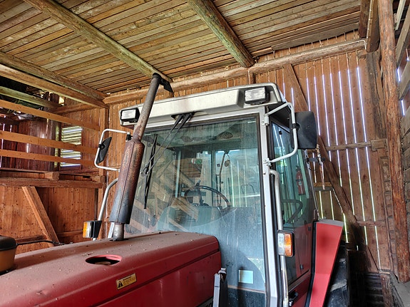 Massey Ferguson 3050 5 of 26