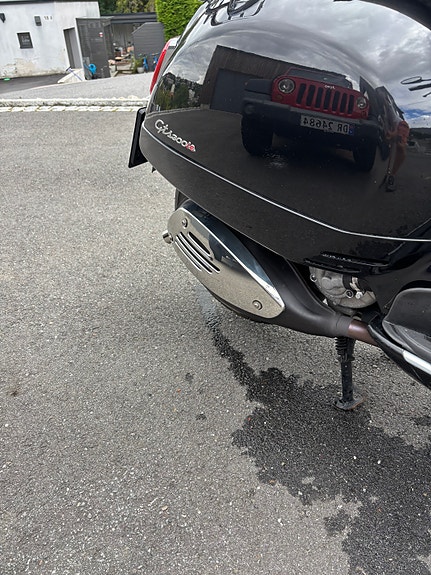 Vespa GTS 300 12 of 15
