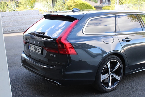 Volvo V90 8 of 30