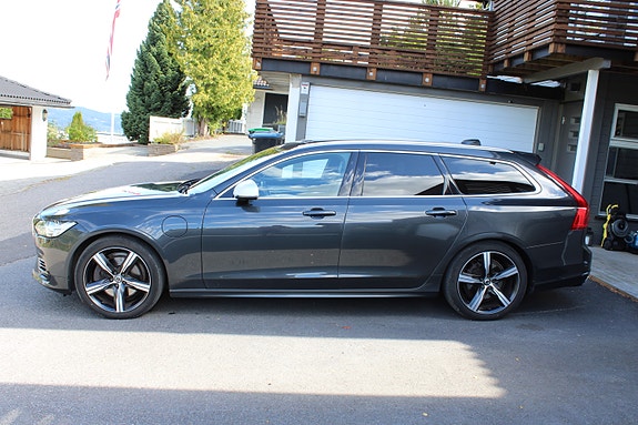 Volvo V90 4 of 30