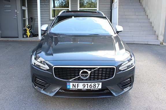 Volvo V90 2 of 30