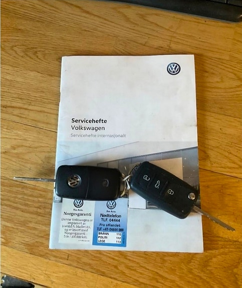 Volkswagen UP! 21 of 21