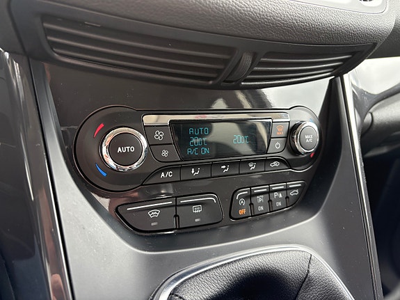 Ford Kuga 28 of 30
