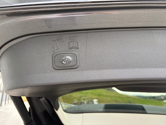 Ford Kuga 18 of 30