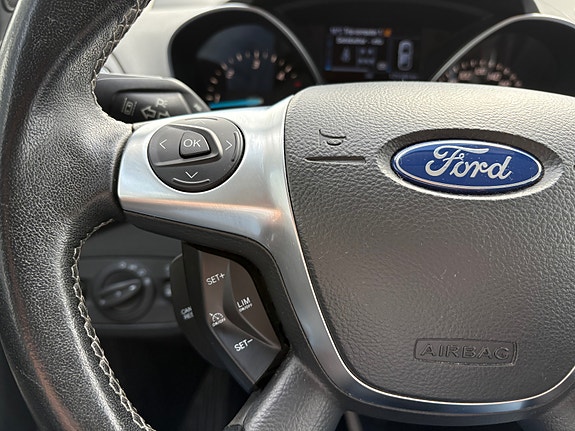 Ford Kuga 24 of 30