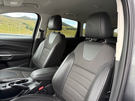 Ford Kuga 12 of 30