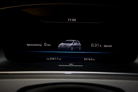 Volkswagen e-Golf VII 14 of 29