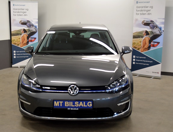 Volkswagen e-Golf VII 2 of 29