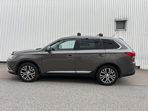 Mitsubishi Outlander 3 of 13