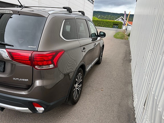 Mitsubishi Outlander 6 of 13