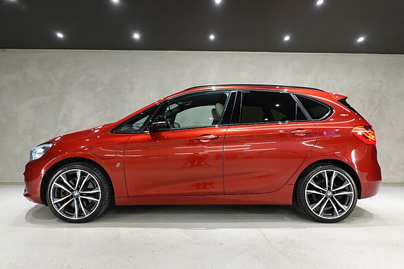 BMW 225xe 6 of 30