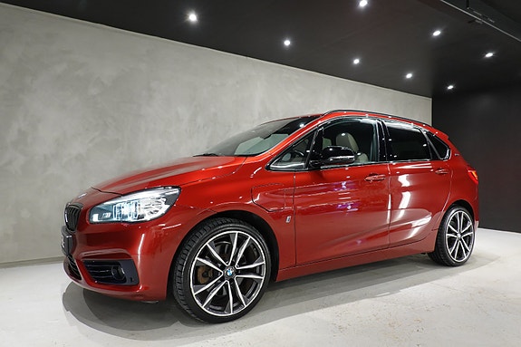 BMW 225xe 4 of 30