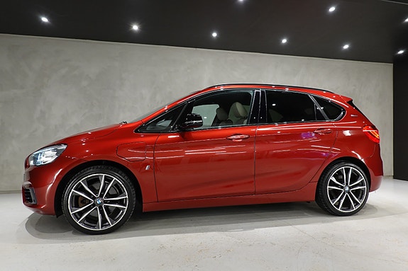 BMW 225xe 5 of 30