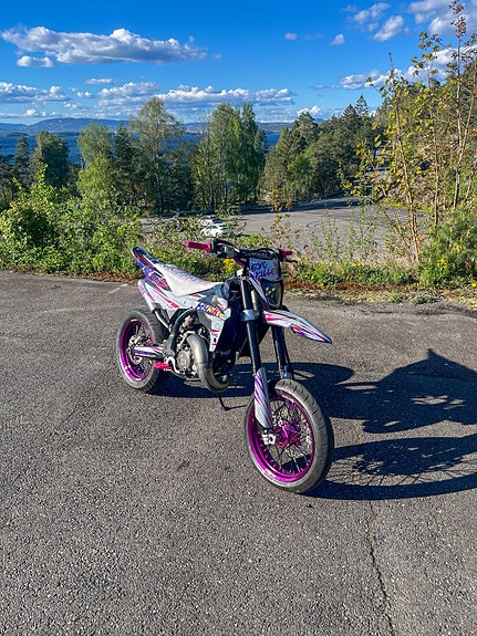 Husqvarna WR 125 3 of 6