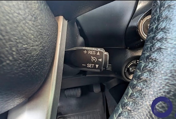 Toyota HiLux 20 of 25
