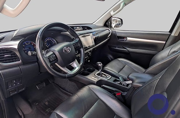 Toyota HiLux 25 of 25