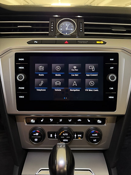 Volkswagen Passat 19 of 20