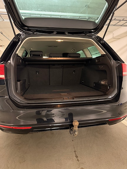 Volkswagen Passat 13 of 20