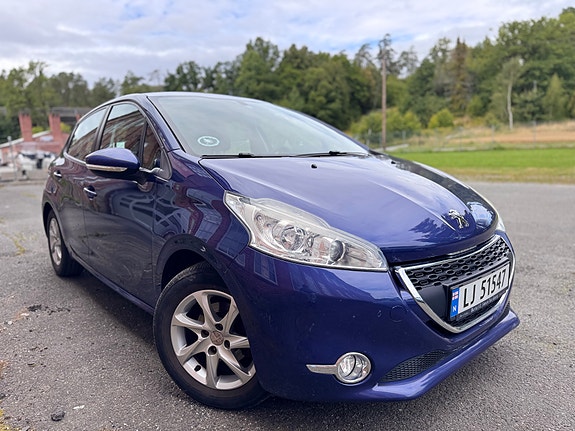 Peugeot 208 7 of 30