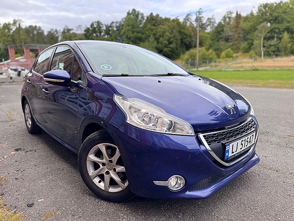 Peugeot 208 11 of 30